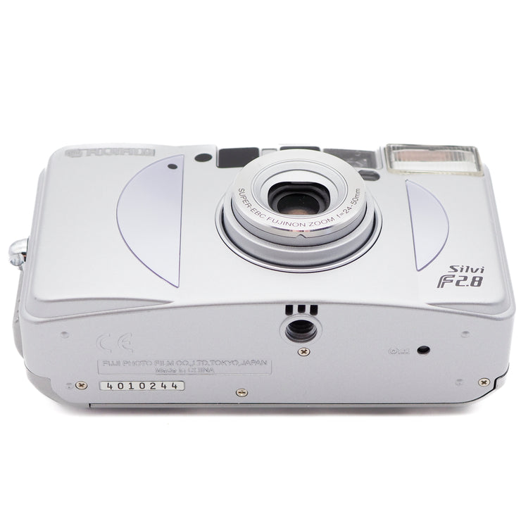 Fujifilm Silvi F2.8 35mm Point & Shoot Camera