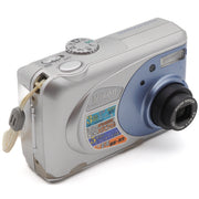 Nikon Coolpix 2000 Digital Point & Shoot Camera