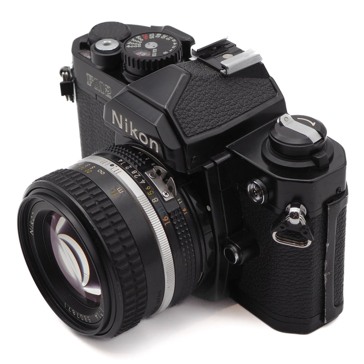 Nikon FM2N 35mm SLR Camera Set (Nikon Nikkor 50mm f/1.4 AI-s Lens)