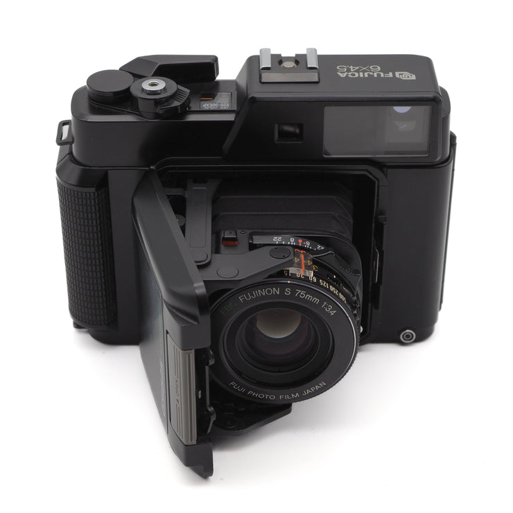 Fujica GS645 Professional (EBC Fujinon S 75mm f/3.4) Medium Format Rangefinder Camera