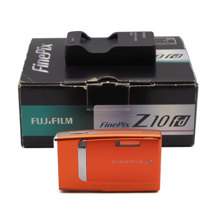 Fujifilm Finepix Z10fd Digital Point & Shoot Camera