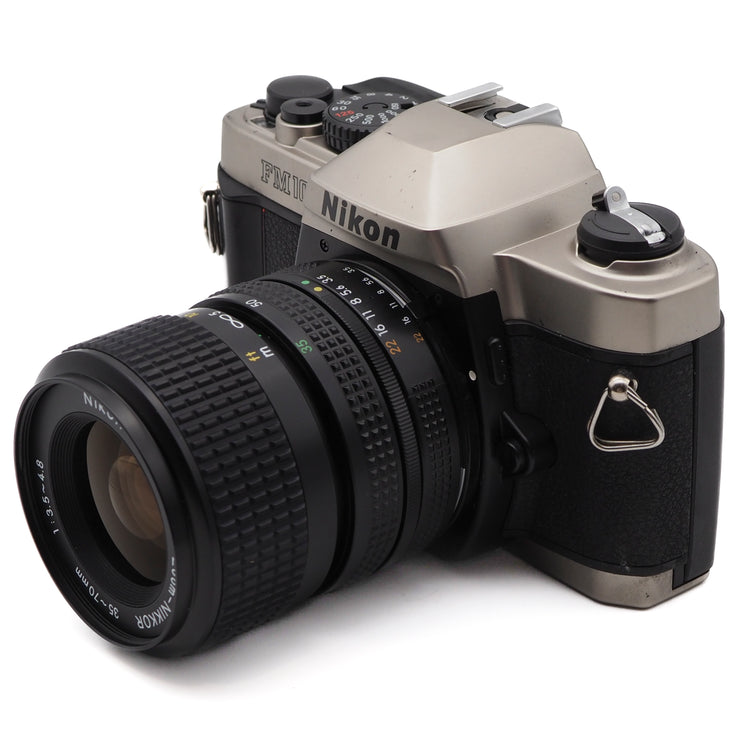 Nikon FM10 35mm SLR Camera Set (Nikkor 35 ~ 70mm f/3.5 ~ 4.8 AI-s Lens)