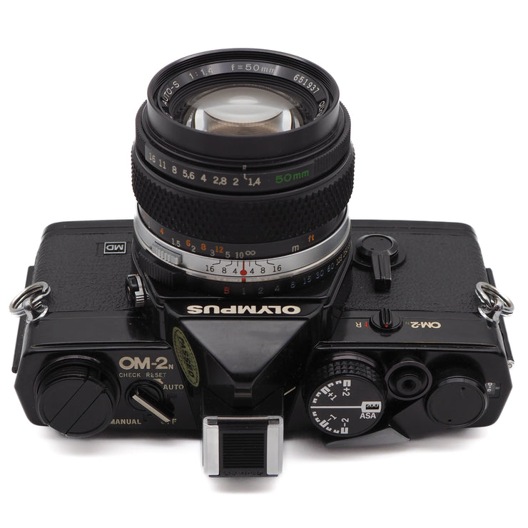 Olympus OM-2N 35mm SLR Camera Set (Olympus G.Zuiko 50mm f/1.4 Lens)