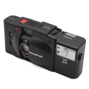 Olympus XA2 35mm Camera Set (Olympus A11 Flash)