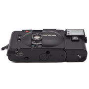 Olympus XA2 35mm Camera Set (Olympus A11 Flash)