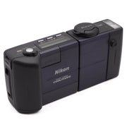 Nikon Coolpix 910 (E910) Digital Point & Shoot Camera